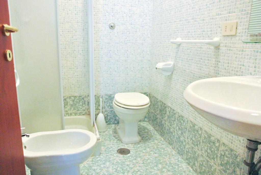 Parisa Suite Roma Camera foto