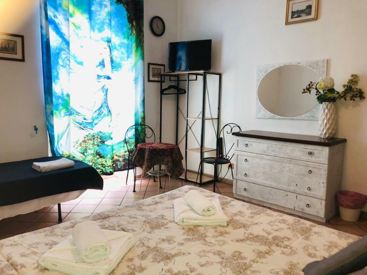 Parisa Suite Roma Esterno foto