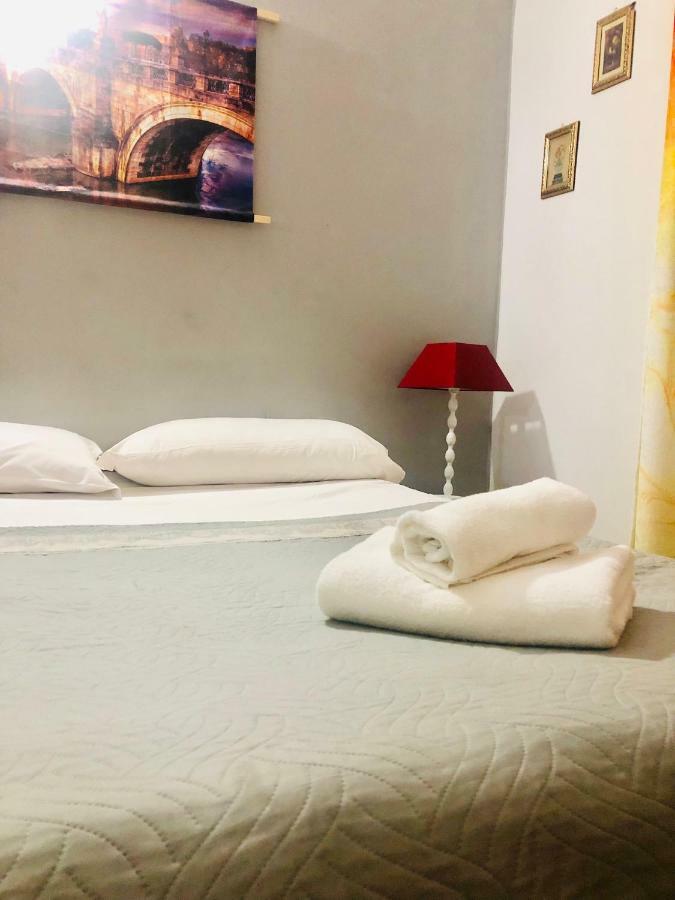 Parisa Suite Roma Esterno foto